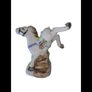 Beautiful Vintage Hand Painted Porcelain Horse Figurine 6"x6"